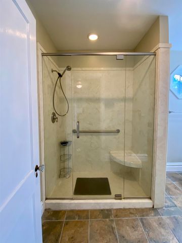 15 Roland Park Drive, Huntington, WV 25705