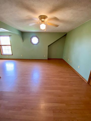 15 Roland Park Drive, Huntington, WV 25705