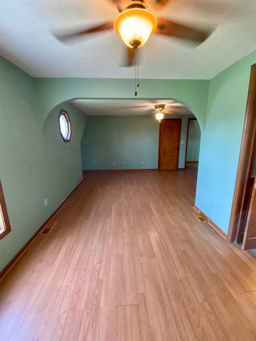 15 Roland Park Drive, Huntington, WV 25705