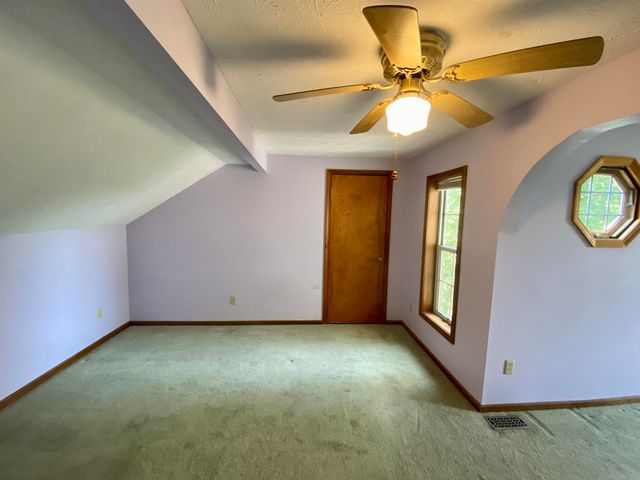 15 Roland Park Drive, Huntington, WV 25705