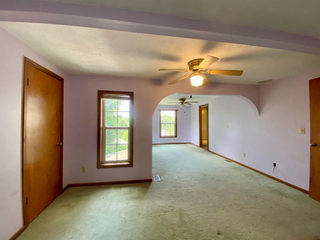 15 Roland Park Drive, Huntington, WV 25705