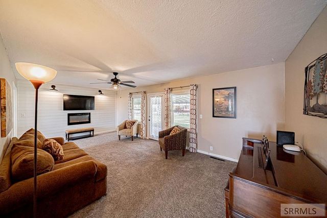 750 S Milton Avenue, Shelley, ID 83274