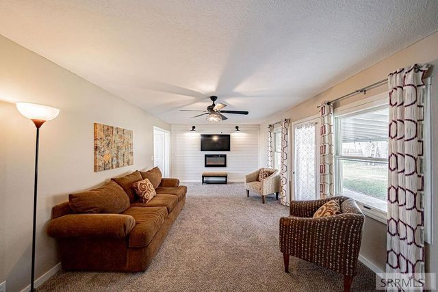 750 S Milton Avenue, Shelley, ID 83274