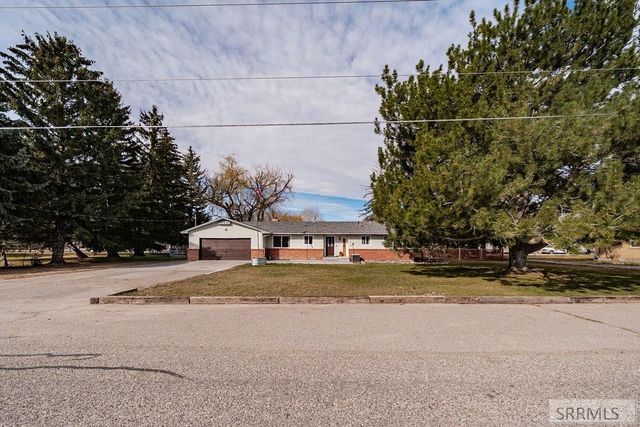 750 S Milton Avenue, Shelley, ID 83274