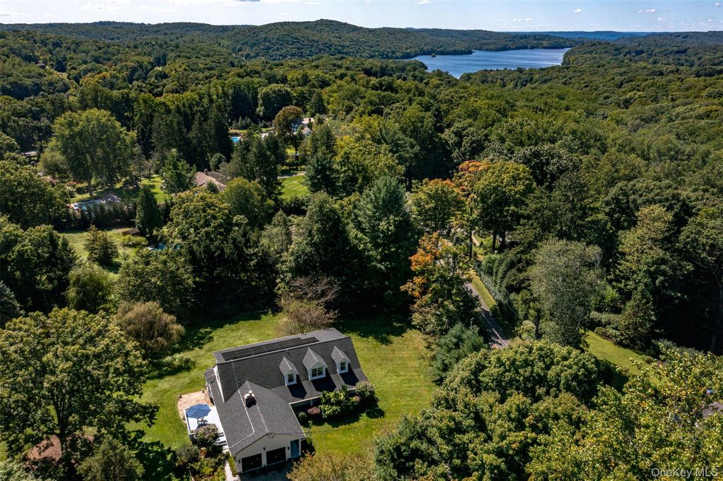 1203 Baldwin Road, Yorktown Heights, NY 10598 — exterior
