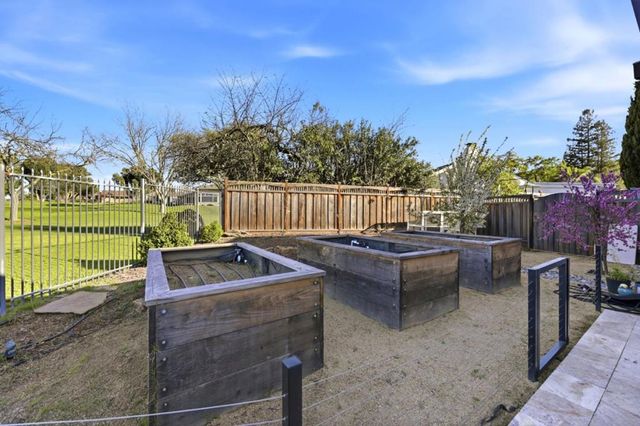 6690 Indian Springs Court, San Jose, CA 95120