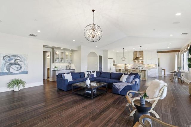 6690 Indian Springs Court, San Jose, CA 95120