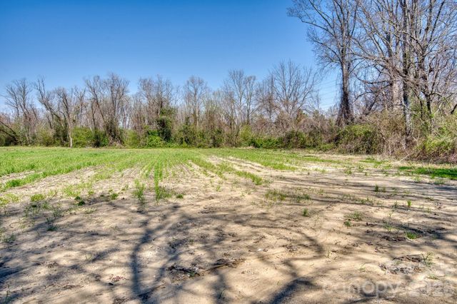 TBD Mohican Trail, Hendersonville, NC 28726