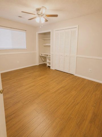 7446 Soledad Drive, Houston, TX 77083