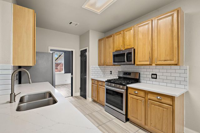 1804 Warwick CV, Cedar Park, TX 78613