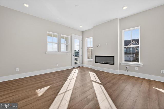 1158 POTOMAC VIEW PKWY, Brunswick, MD 21716