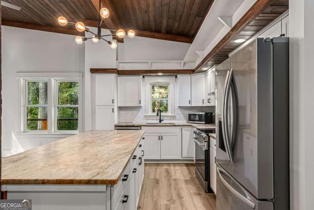 208 Autumn Lane, Blairsville, GA 30512