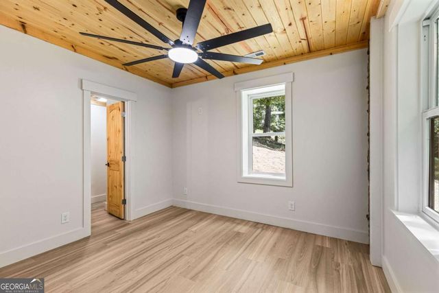 208 Autumn Lane, Blairsville, GA 30512