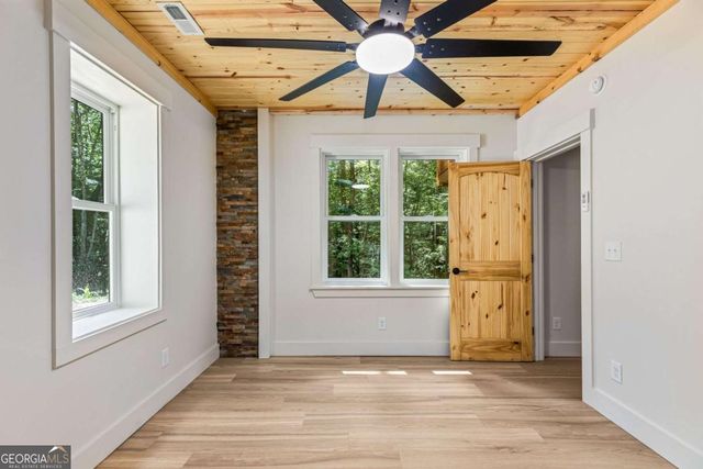 208 Autumn Lane, Blairsville, GA 30512