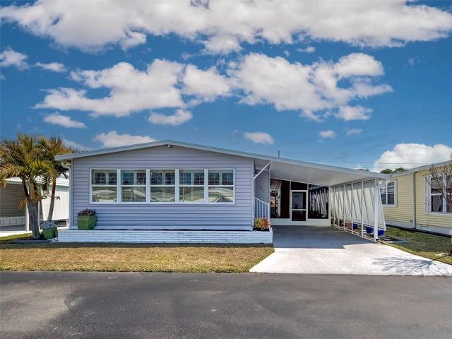 252 SUN AIR CIRCLE, Osprey, FL 34229