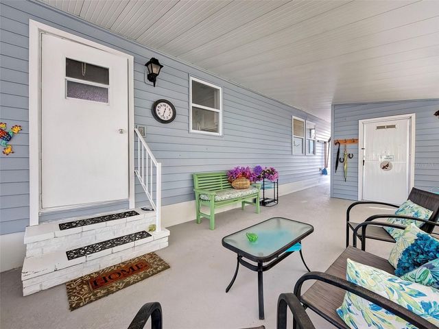 252 SUN AIR CIRCLE, Osprey, FL 34229