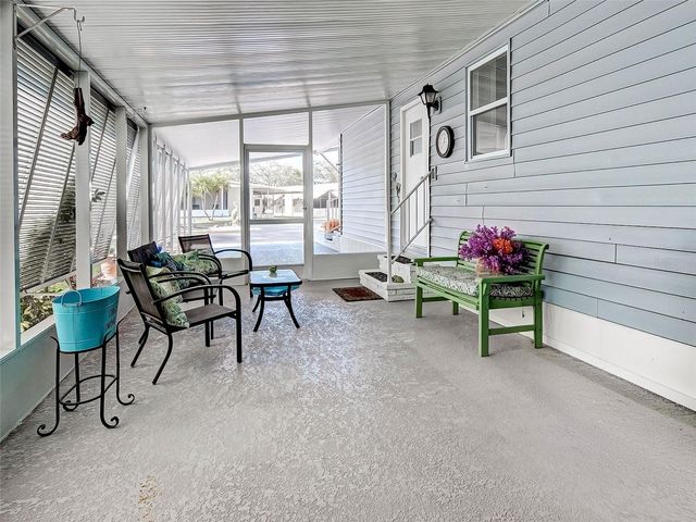 252 SUN AIR CIRCLE, Osprey, FL 34229