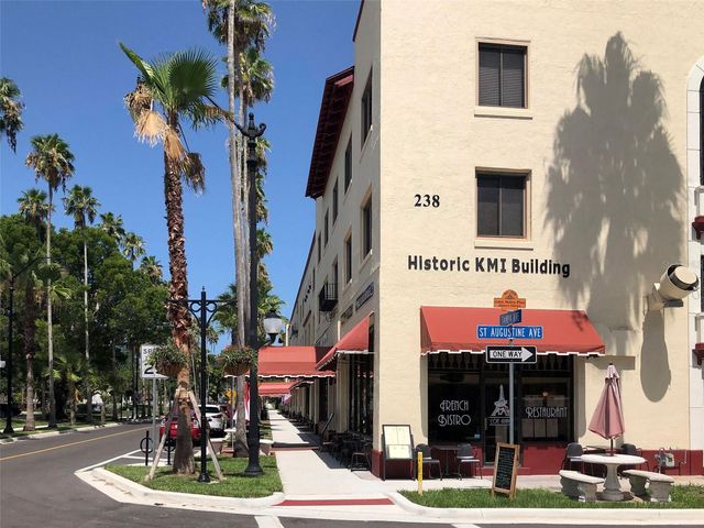 252 SUN AIR CIRCLE, Osprey, FL 34229