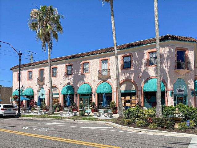 252 SUN AIR CIRCLE, Osprey, FL 34229