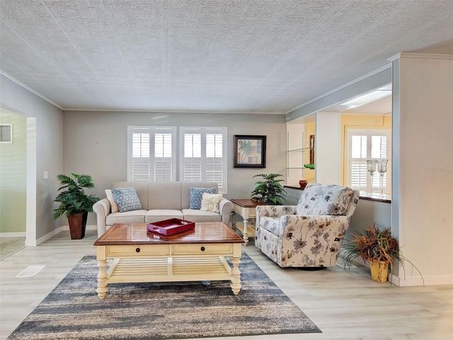 252 SUN AIR CIRCLE, Osprey, FL 34229