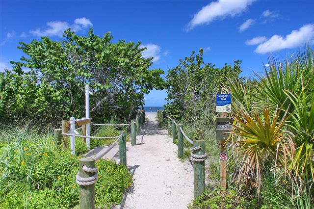 252 SUN AIR CIRCLE, Osprey, FL 34229