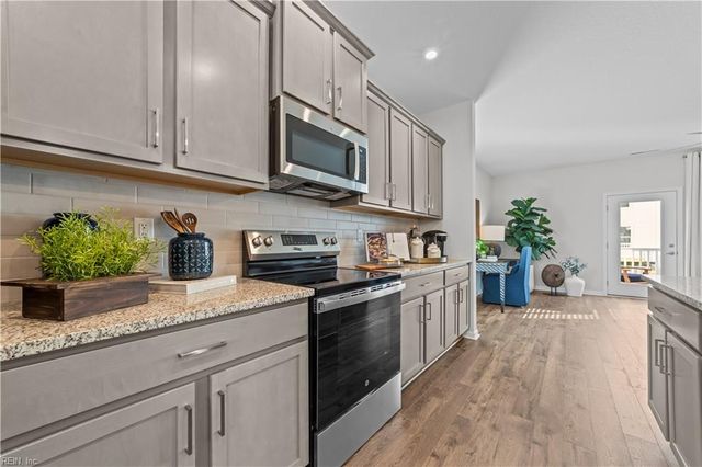 150 Freeman DR, Hampton, VA 23666