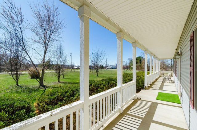 3680 Warrensburg Road, Delaware, OH 43015