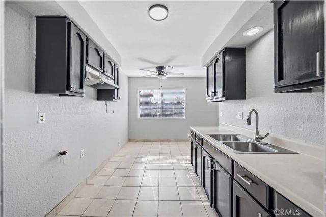 1308 E Oaks Street D, Compton, CA 90221