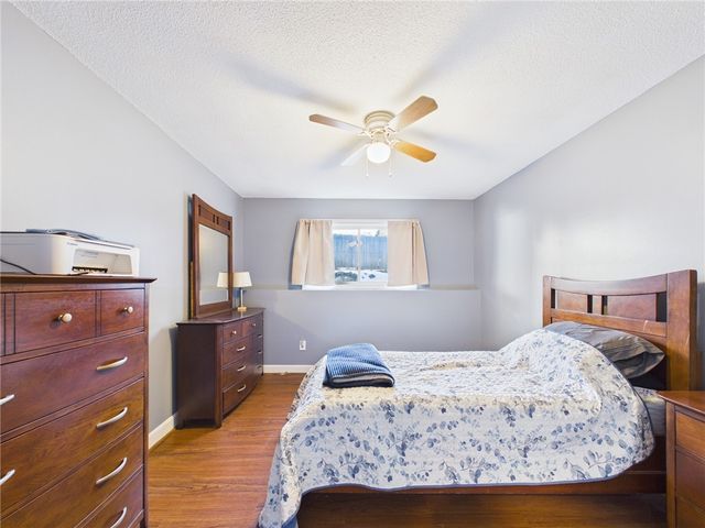 1560 DOUGLAS Avenue B19, North Providence, RI 02904