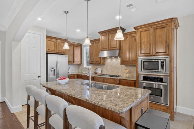 842 Sun Meadow Road, Allen, TX 75013