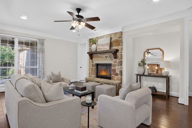 842 Sun Meadow Road, Allen, TX 75013