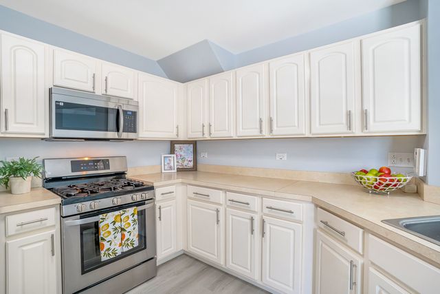 365 Lakewood Boulevard, Park Forest, IL 60466