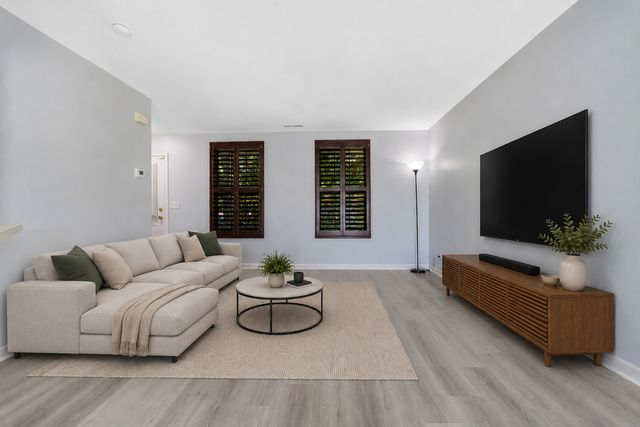 365 Lakewood Boulevard, Park Forest, IL 60466
