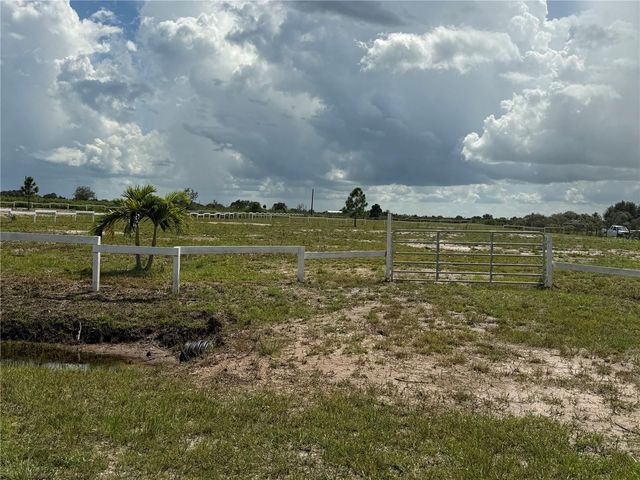 20380 NW 250TH STREET, Okeechobee, FL 34972