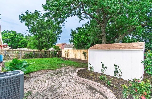 12906 Southspring Drive, Houston, TX 77047