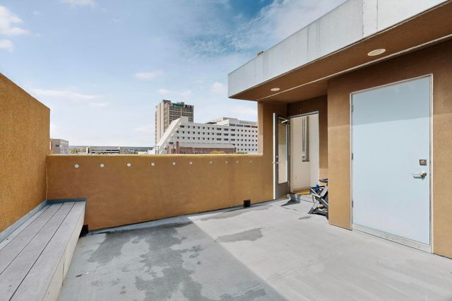 343 Platinum Street SW, Albuquerque, NM 87102