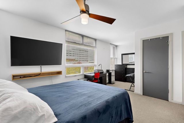 343 Platinum Street SW, Albuquerque, NM 87102