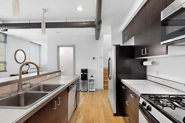 343 Platinum Street SW, Albuquerque, NM 87102