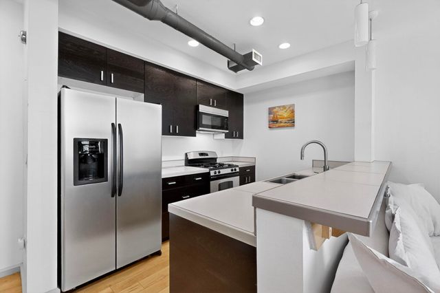 343 Platinum Street SW, Albuquerque, NM 87102