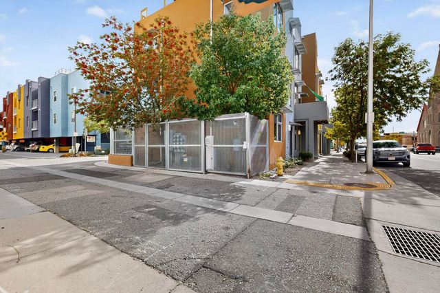 343 Platinum Street SW, Albuquerque, NM 87102