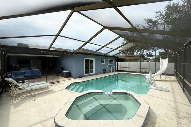 12041 70TH STREET, Largo, FL 33773