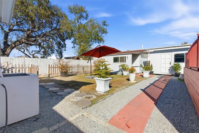 8907 N TAMPA STREET, Tampa, FL 33604