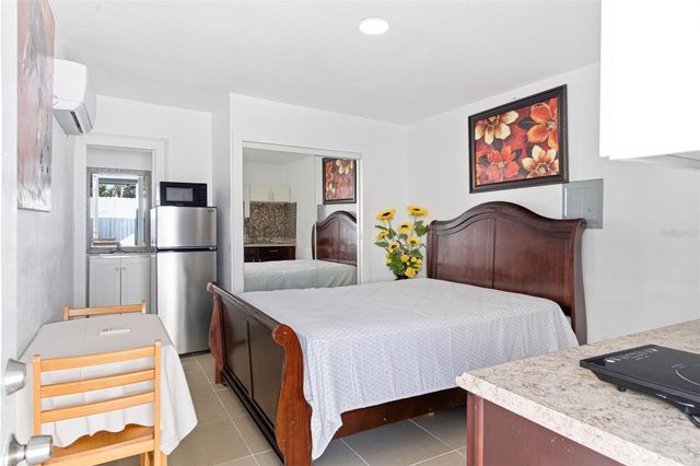 8907 N TAMPA STREET, Tampa, FL 33604