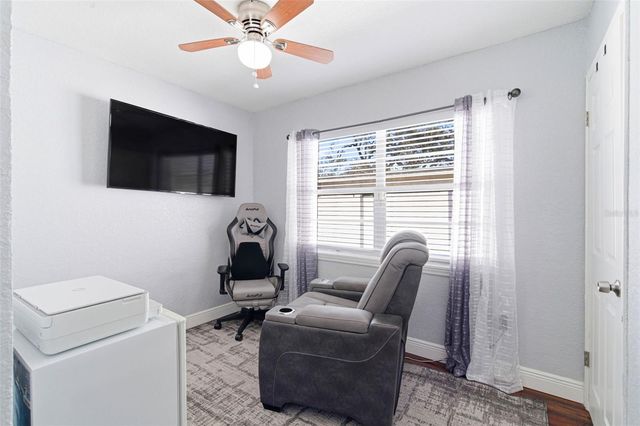 8907 N TAMPA STREET, Tampa, FL 33604