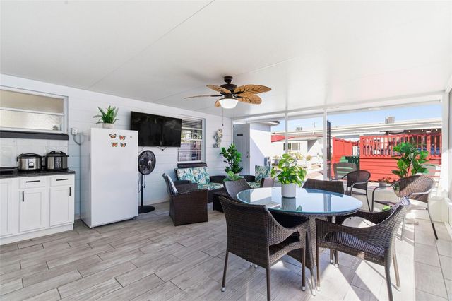 8907 N TAMPA STREET, Tampa, FL 33604