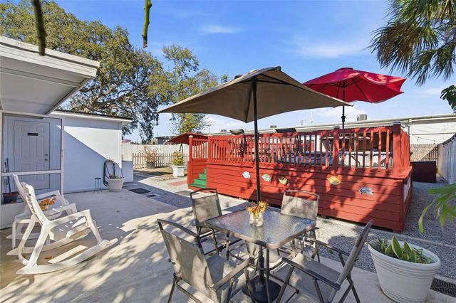 8907 N TAMPA STREET, Tampa, FL 33604