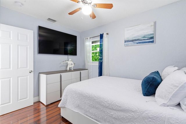 8907 N TAMPA STREET, Tampa, FL 33604