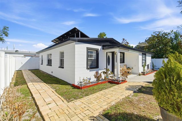 8907 N TAMPA STREET, Tampa, FL 33604