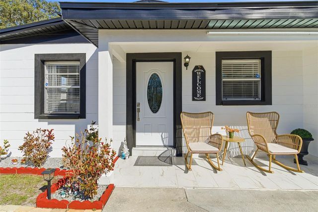 8907 N TAMPA STREET, Tampa, FL 33604