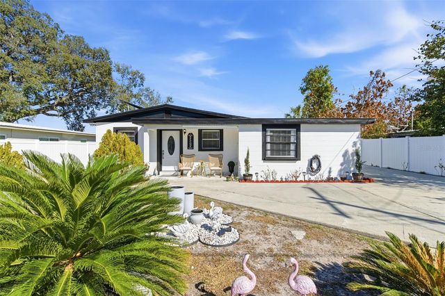 8907 N TAMPA STREET, Tampa, FL 33604